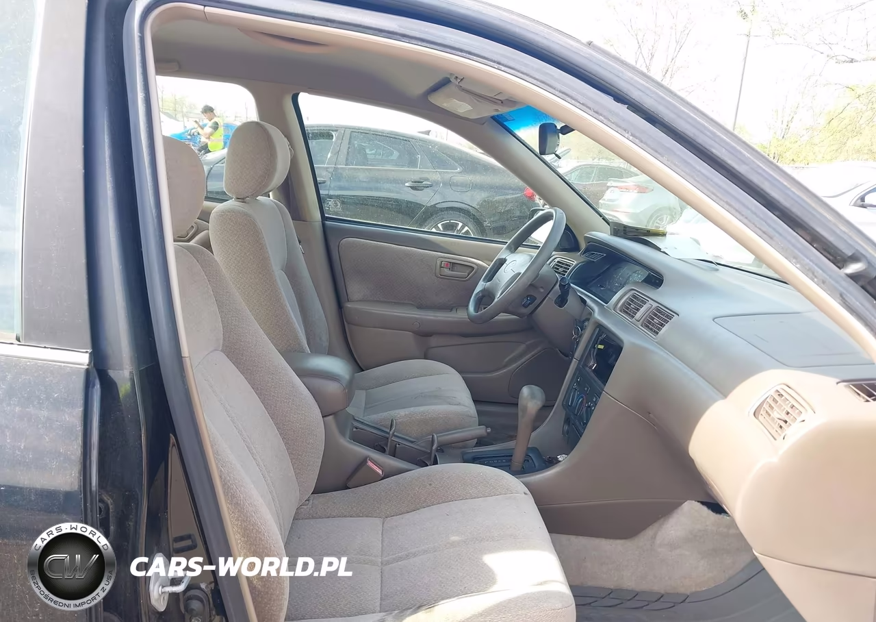 2000 Toyota Camry Le VIN:JT2BG22K8Y0465726 - 5