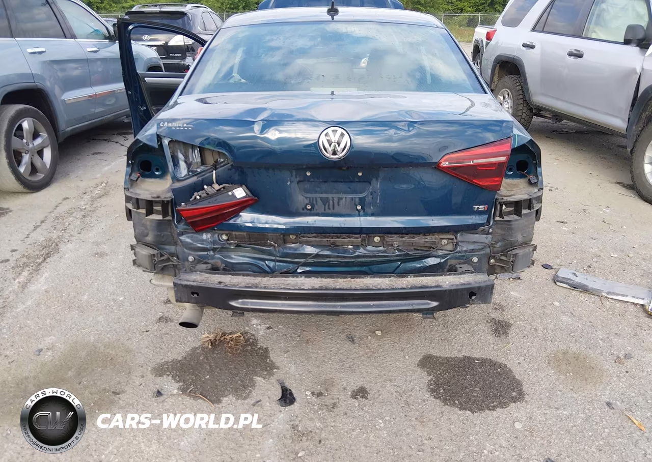 2019 Volkswagen Passat 2.0T Wolfsburg Edition VIN:1VWLA7A30KC013664 - 6