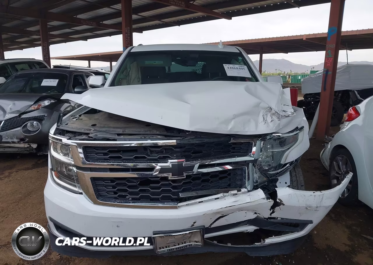 2017 Chevrolet Tahoe Ls VIN:1GNSKAKC5HR346639 - 12