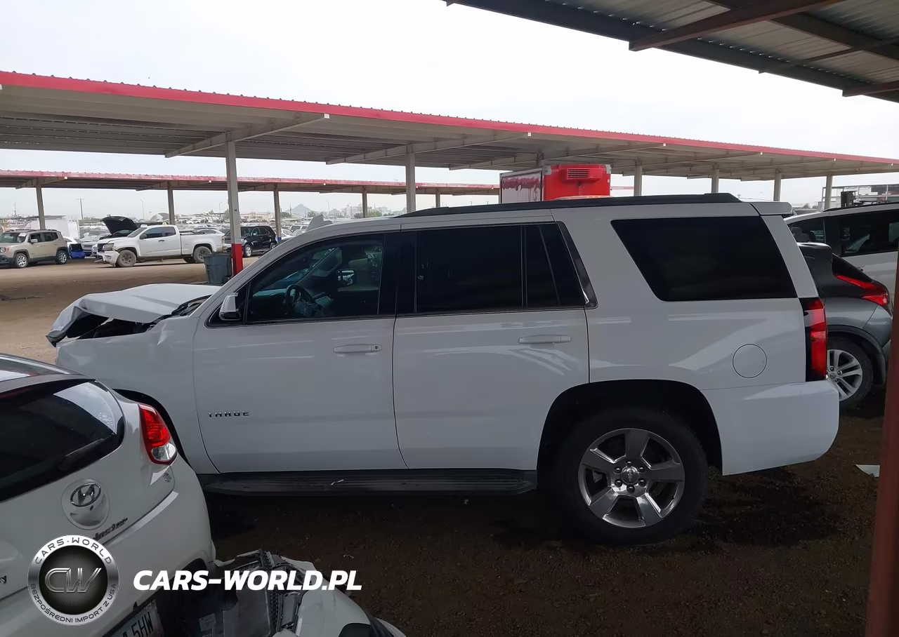 2017 Chevrolet Tahoe Ls VIN:1GNSKAKC5HR346639 - 14