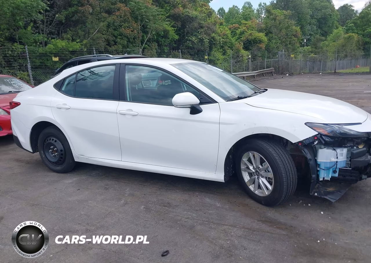 2025 Toyota Camry Le VIN:4T1DAACK4SU614459 - 12