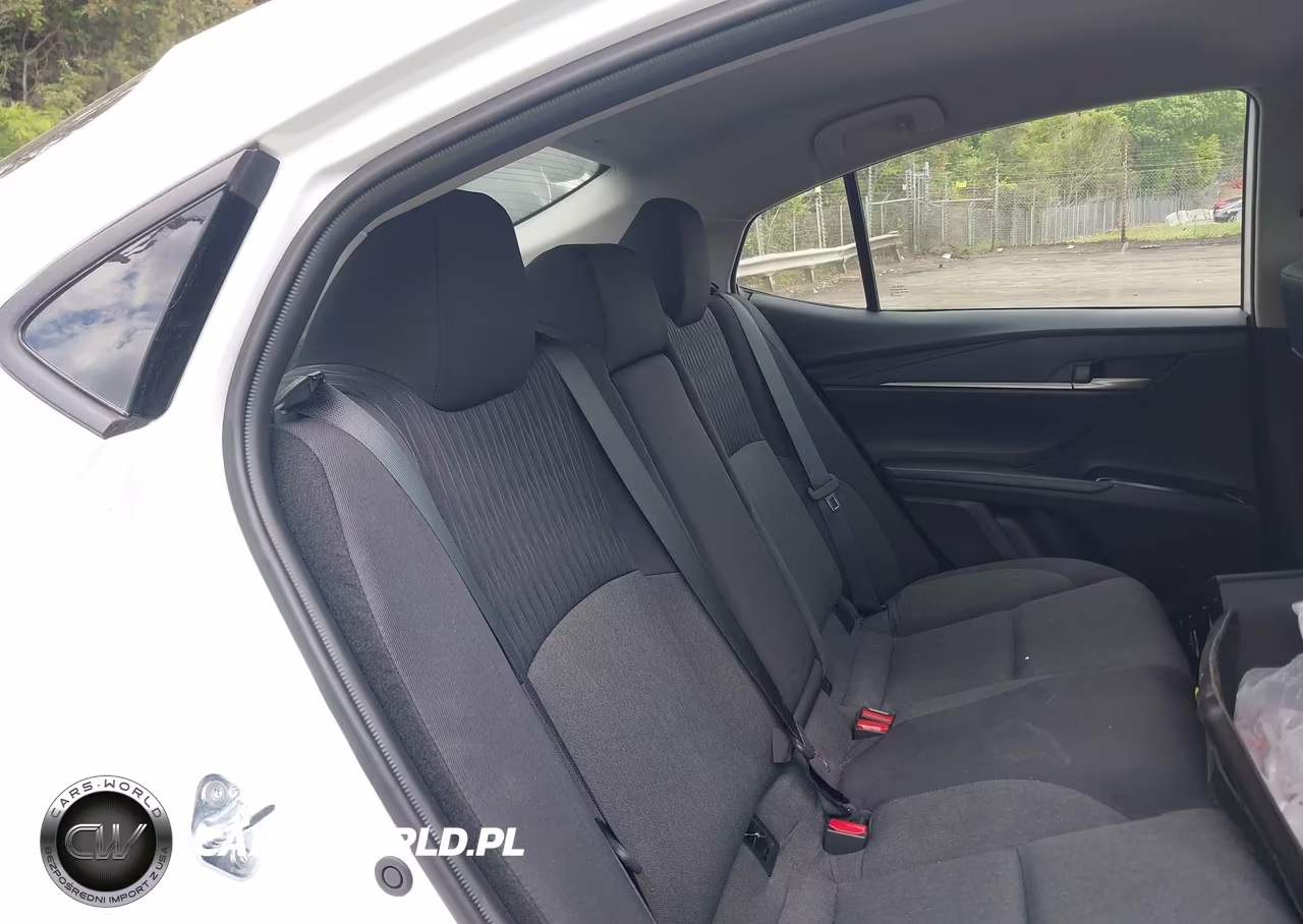 2025 Toyota Camry Le VIN:4T1DAACK4SU614459 - 8