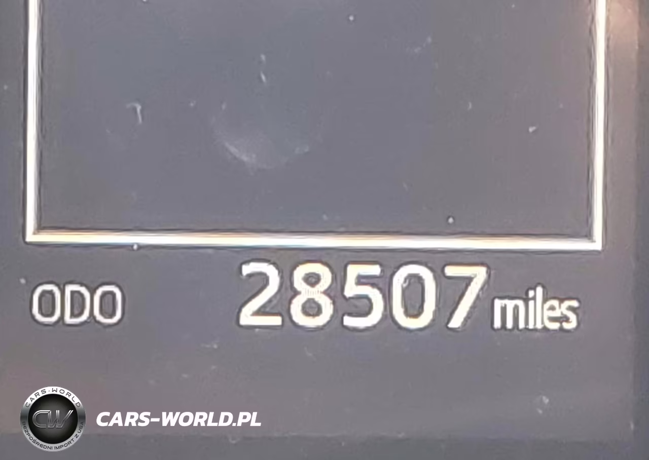 2018 Toyota Camry Le VIN:4T1B11HK0JU651622 - 15