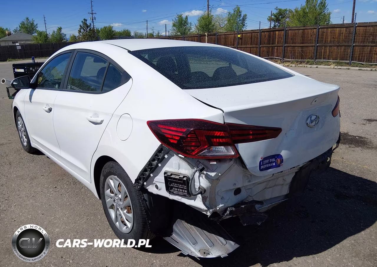 2019 Hyundai Elantra Se VIN:5NPD74LF5KH430021 - 3