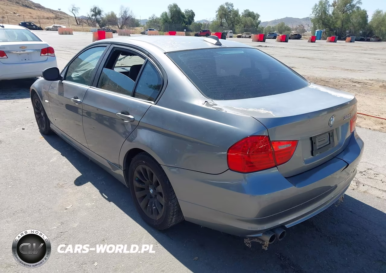2009 BMW 328I VIN:WBAPH53589A438409 - 3
