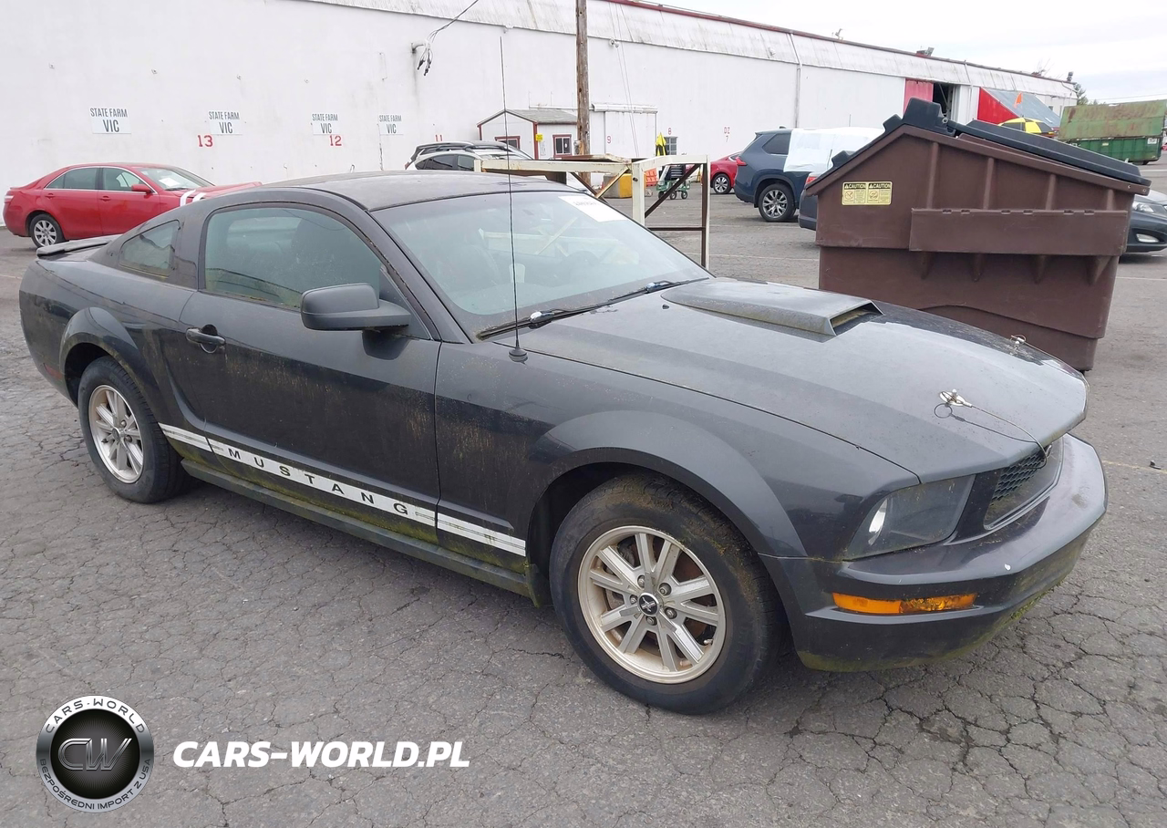 2007 Ford Mustang V6 Deluxe-V6 Premium