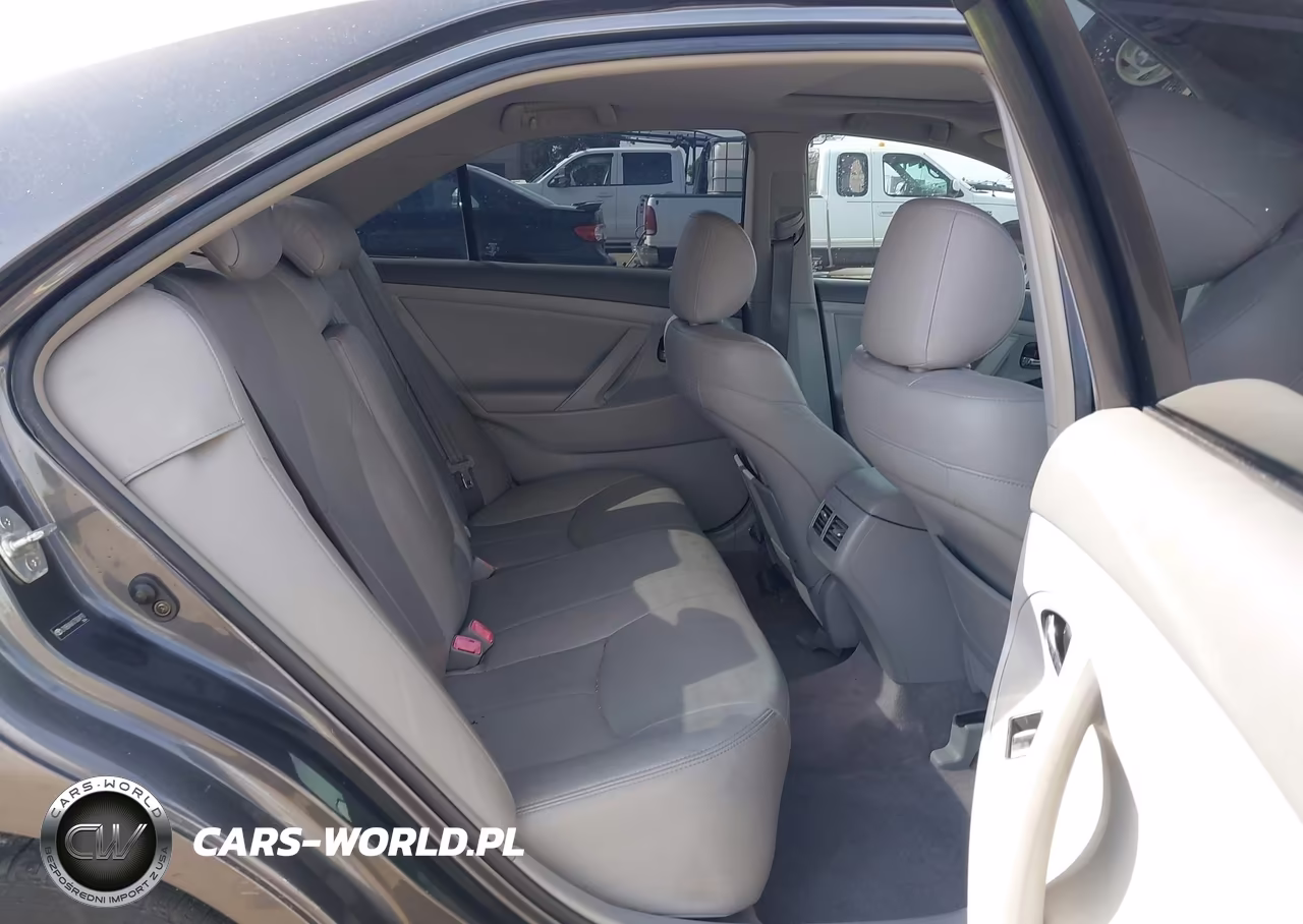 2007 Toyota Camry Hybrid VIN:JTNBB46KX73004192 - 8