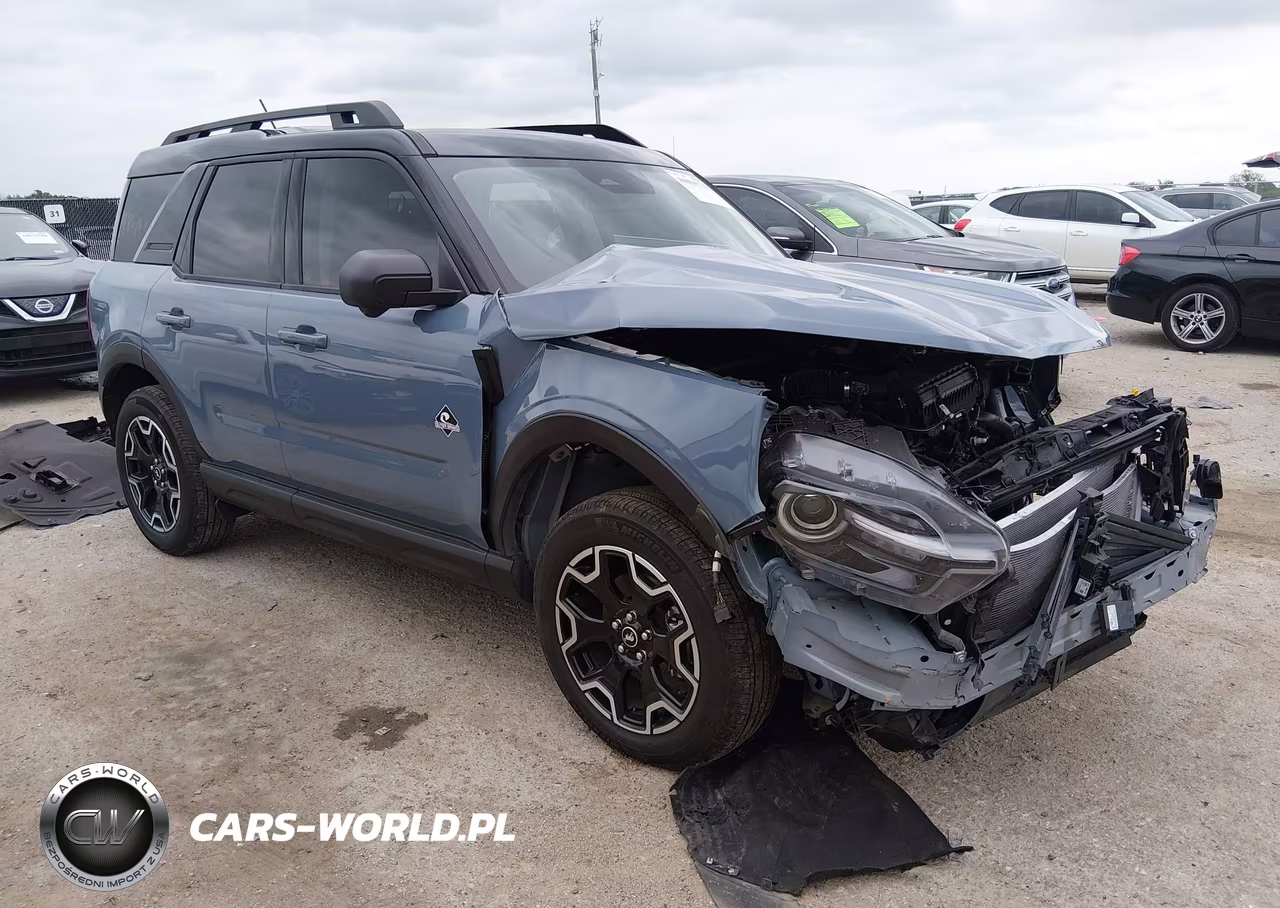 2025 Ford Bronco Sport Outer Banks – zdjęcie 1 z 17