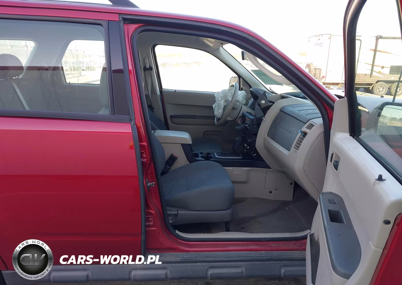 2009 Ford Escape Xls-Xls Manual VIN:1FMCU02799KA59203 - 5