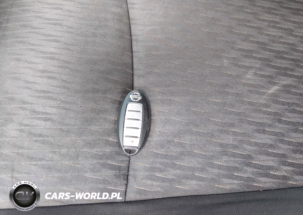 2018 Nissan Rogue Sv VIN:KNMAT2MT6JP576793 - 11
