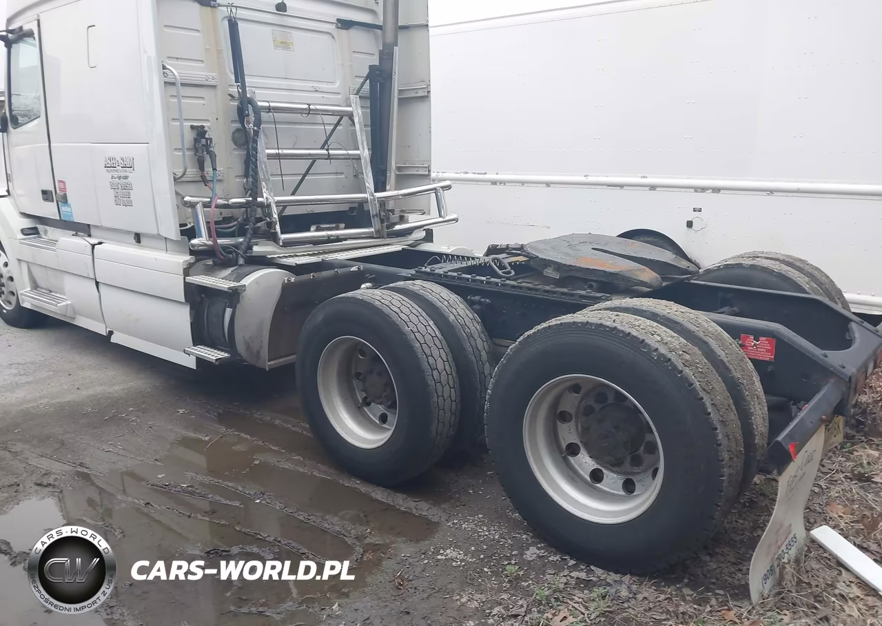 2014 Volvo Vn Vnl VIN:4V4NC9EJ4EN175207 - 3