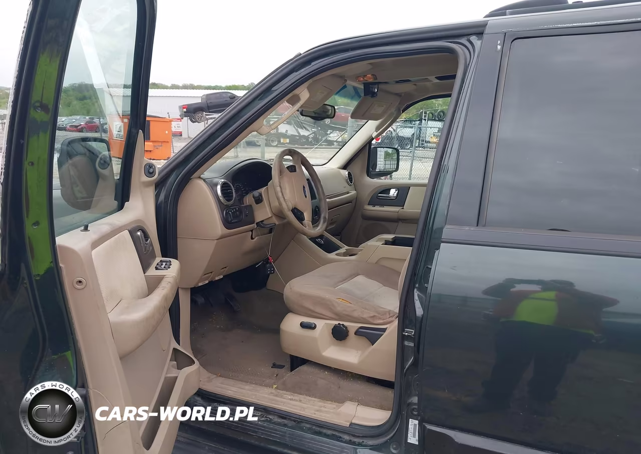 2003 Ford Expedition Xlt VIN:1FMPU15L83LB88664 - 5