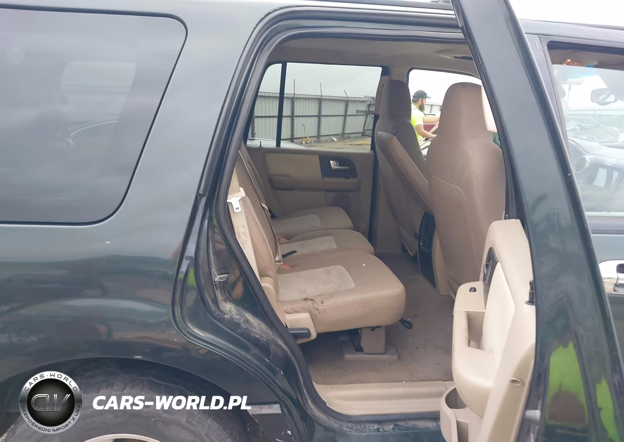 2003 Ford Expedition Xlt VIN:1FMPU15L83LB88664 - 8