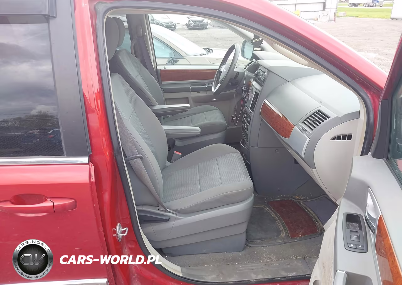 2009 Chrysler Town & Country Touring VIN:2A8HR54189R601063 - 5