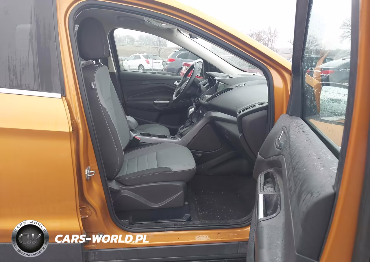 2016 Ford Escape Se VIN:1FMCU9G93GUA44339 - 5