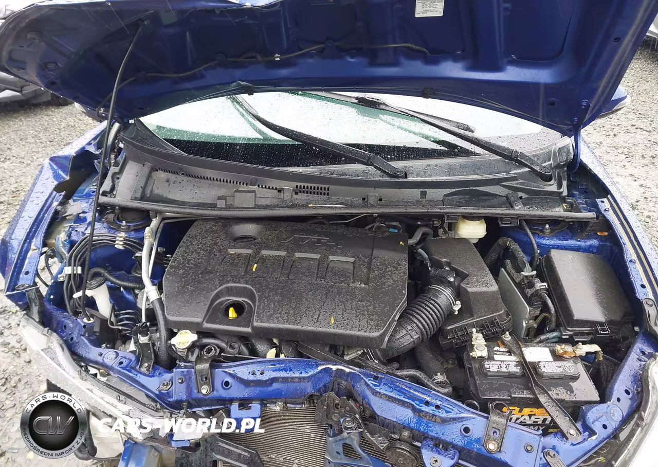 2015 Toyota Corolla S Plus VIN:5YFBURHE1FP240576 - 10