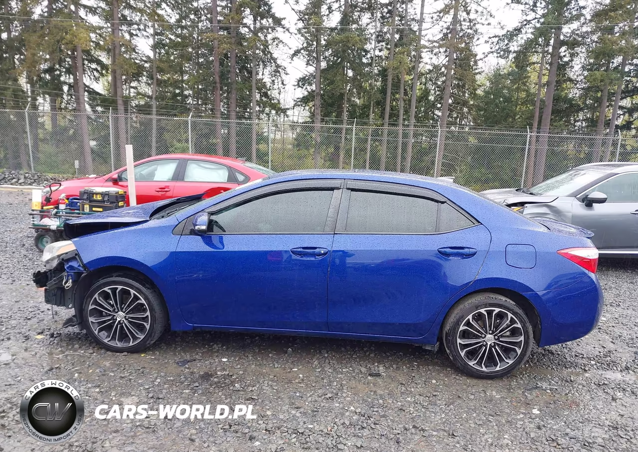 2015 Toyota Corolla S Plus VIN:5YFBURHE1FP240576 - 15