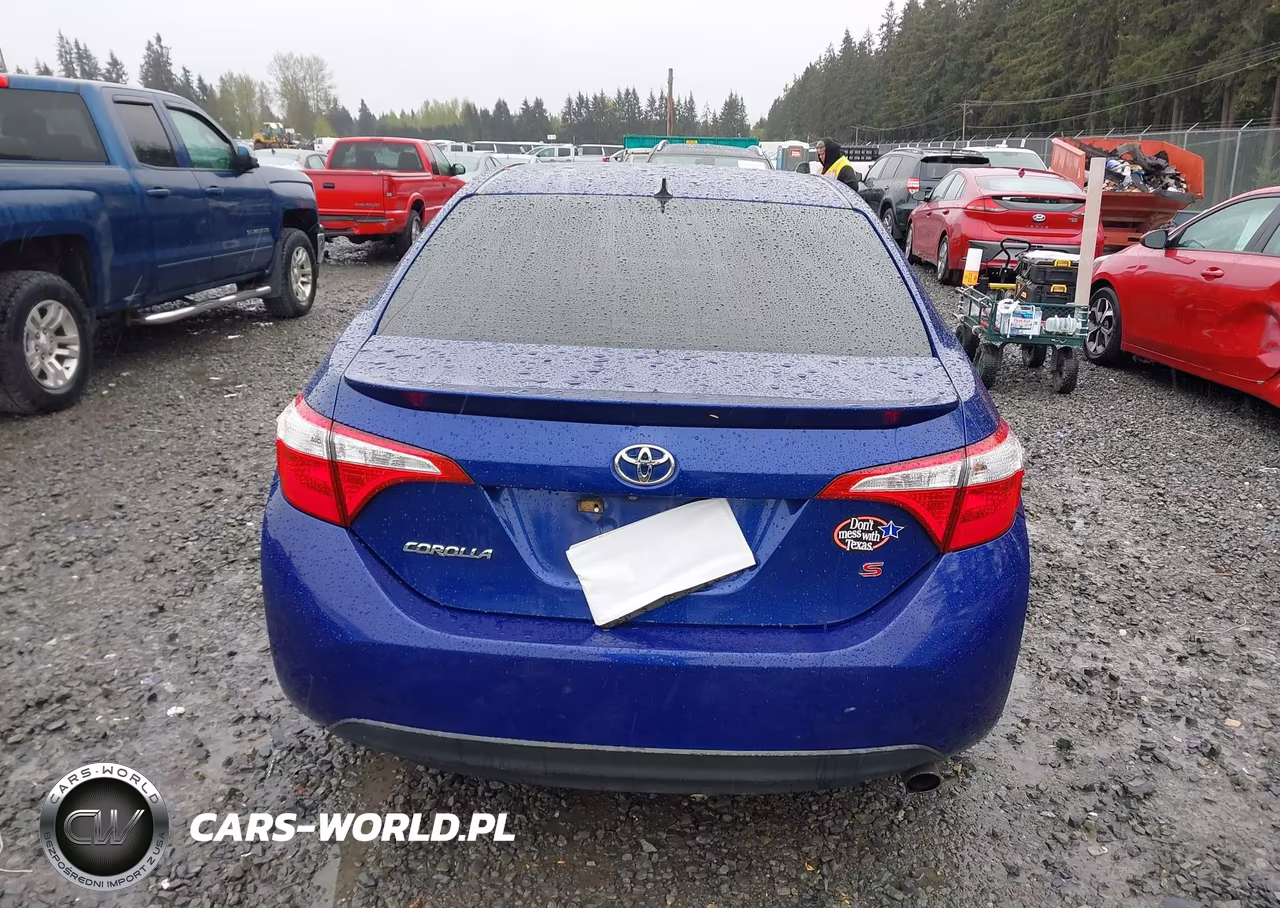 2015 Toyota Corolla S Plus VIN:5YFBURHE1FP240576 - 17
