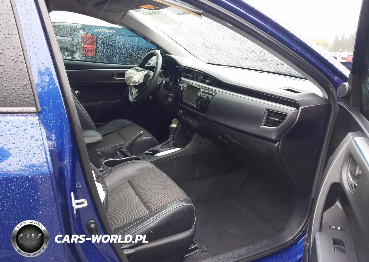 2015 Toyota Corolla S Plus VIN:5YFBURHE1FP240576 - 18