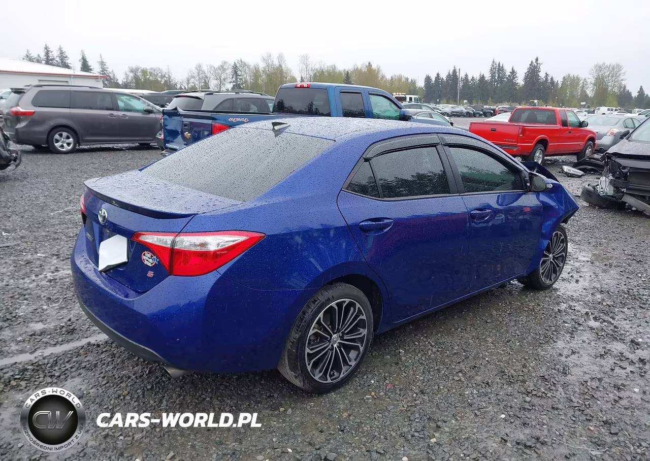 2015 Toyota Corolla S Plus VIN:5YFBURHE1FP240576 - 4