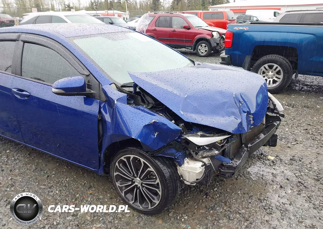 2015 Toyota Corolla S Plus VIN:5YFBURHE1FP240576 - 6