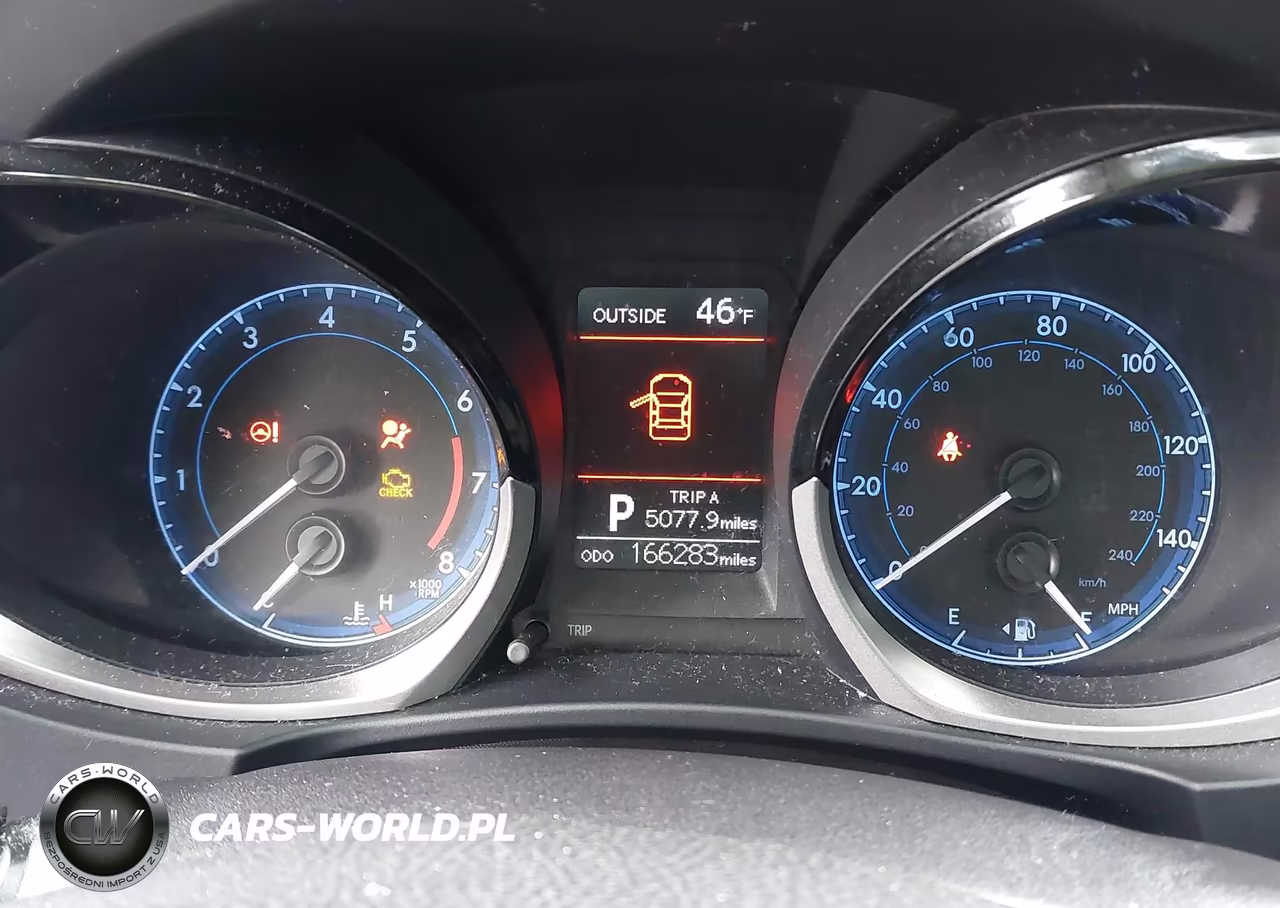 2015 Toyota Corolla S Plus VIN:5YFBURHE1FP240576 - 7