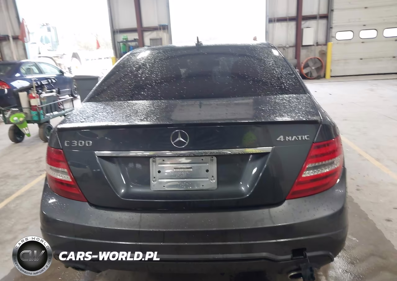 2013 Mercedes-Benz C 300 Sport 4Matic VIN:WDDGF8ABXDA822838 - 16