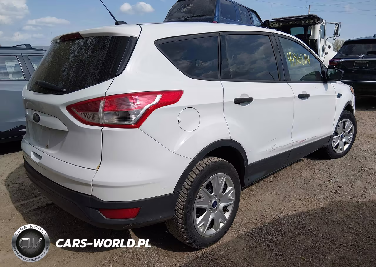2013 Ford Escape S VIN:1FMCU0F78DUA55330 - 4