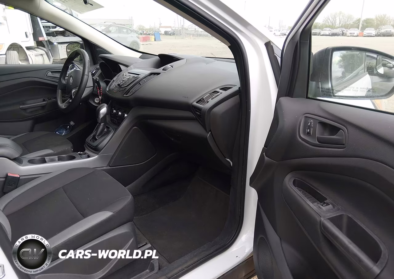 2013 Ford Escape S VIN:1FMCU0F78DUA55330 - 5