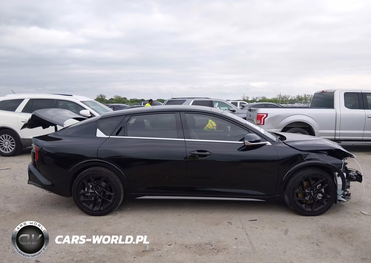 2025 Kia K4 Gt-Line Turbo VIN:3KPFW4DC9SE142717 - 14