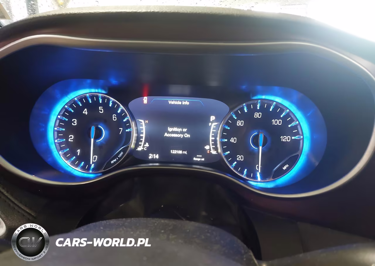 2017 Chrysler Pacifica Limited VIN:2C4RC1GG4HR620214 - 7