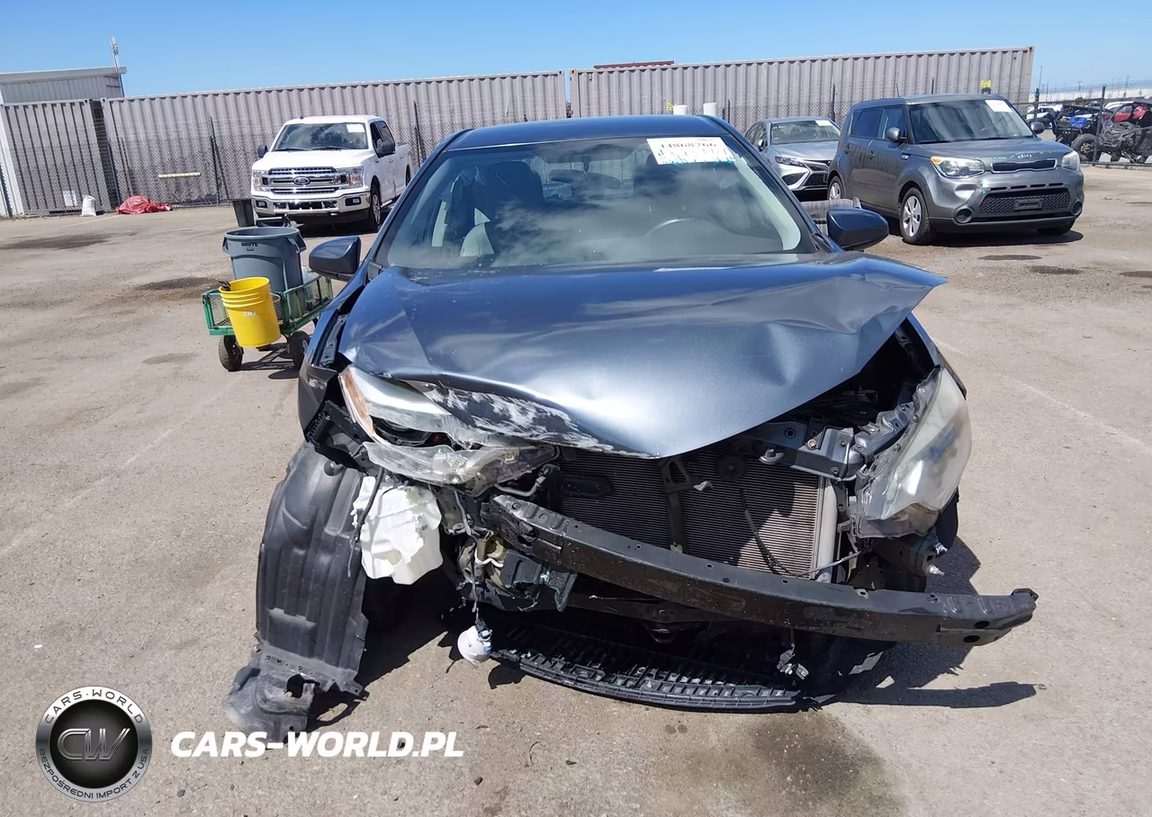 2015 Toyota Corolla Le Plus VIN:5YFBURHE0FP293592 - 13