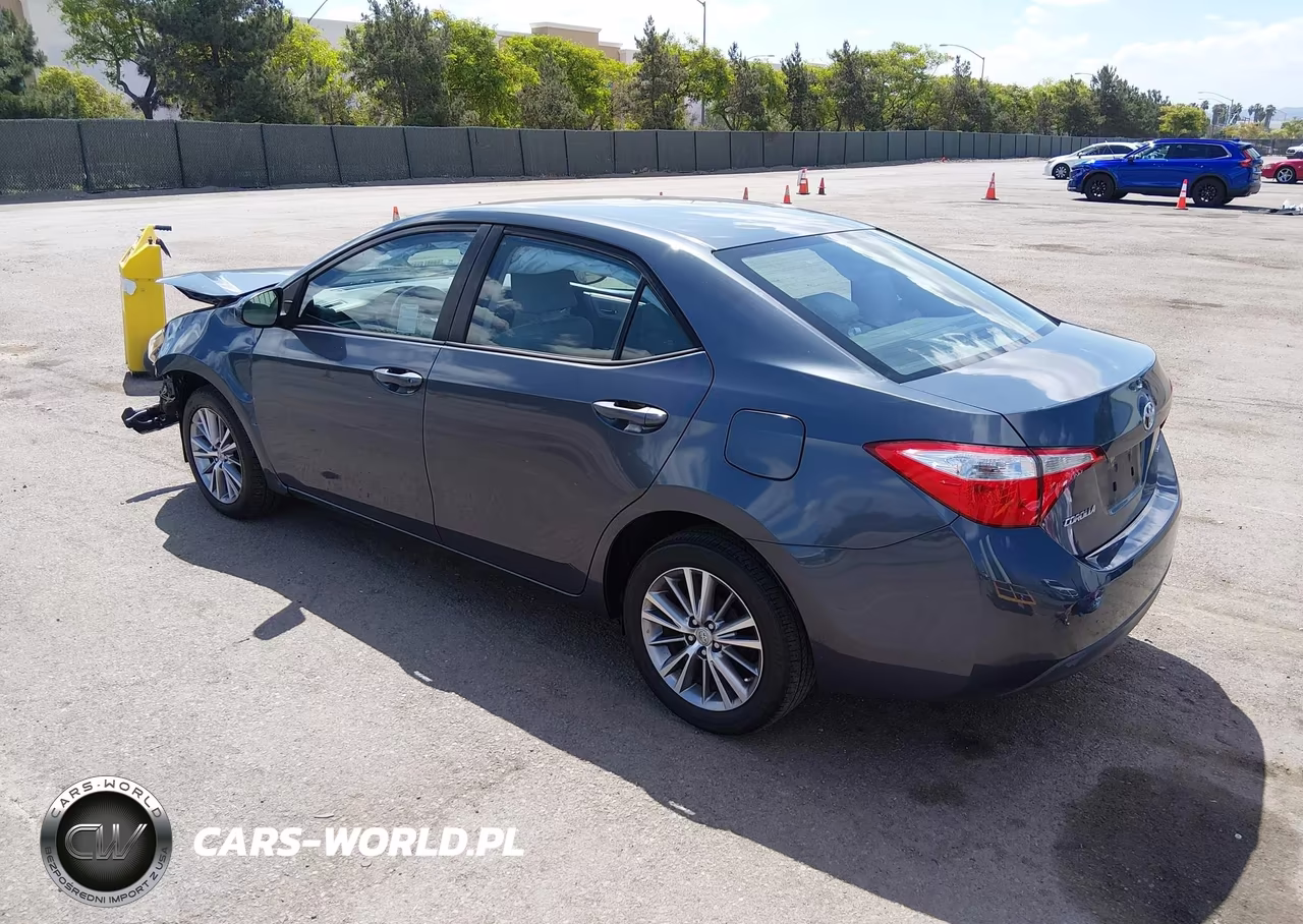 2015 Toyota Corolla Le Plus VIN:5YFBURHE0FP293592 - 3