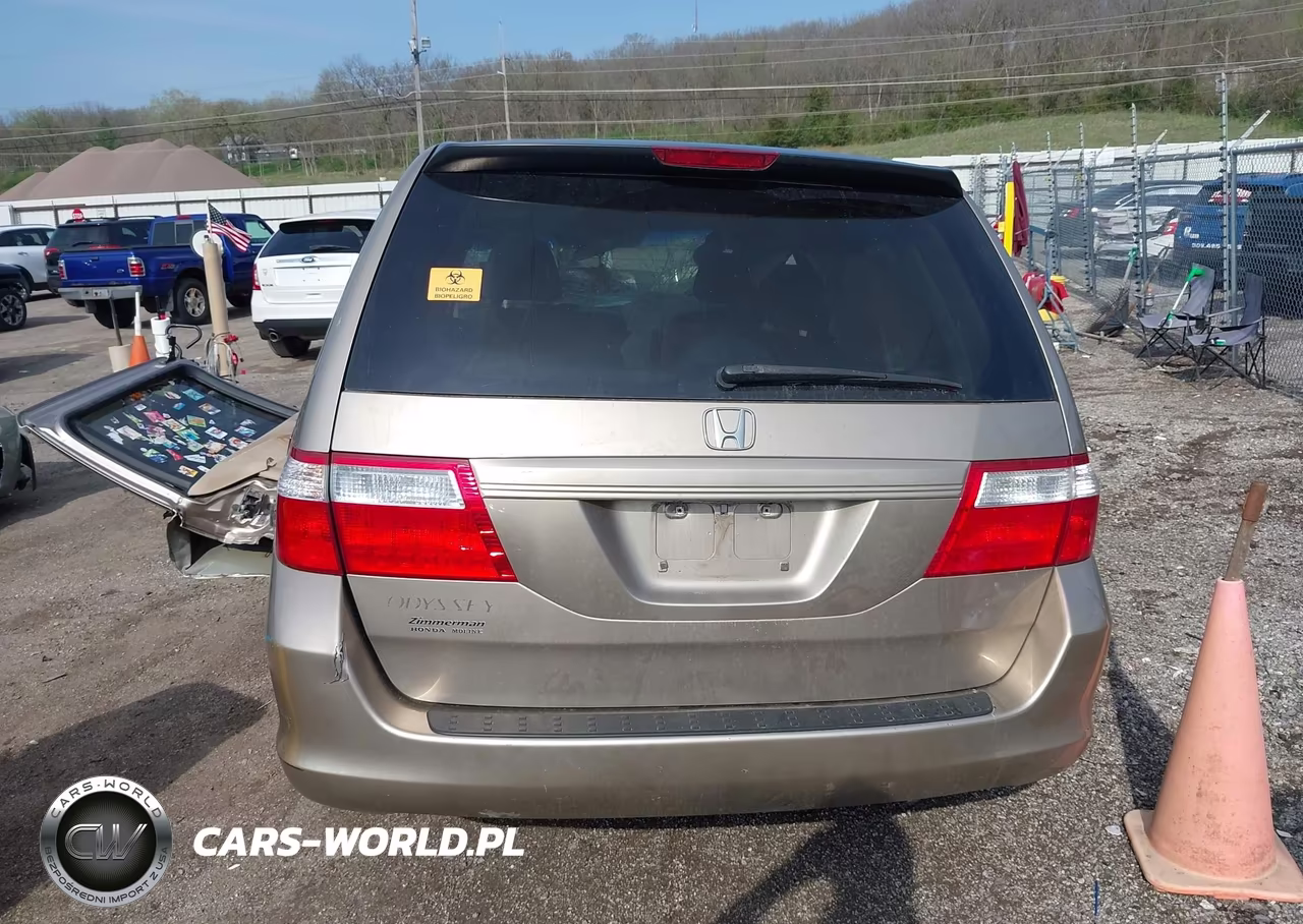 2007 Honda Odyssey Lx VIN:5FNRL38257B042696 - 17