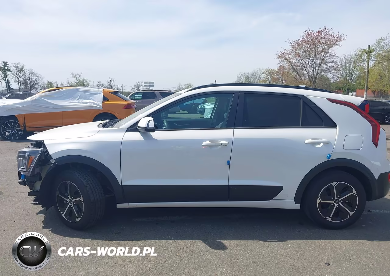 2023 Kia Niro Ex VIN:KNDCR3LE2P5058054 - 14