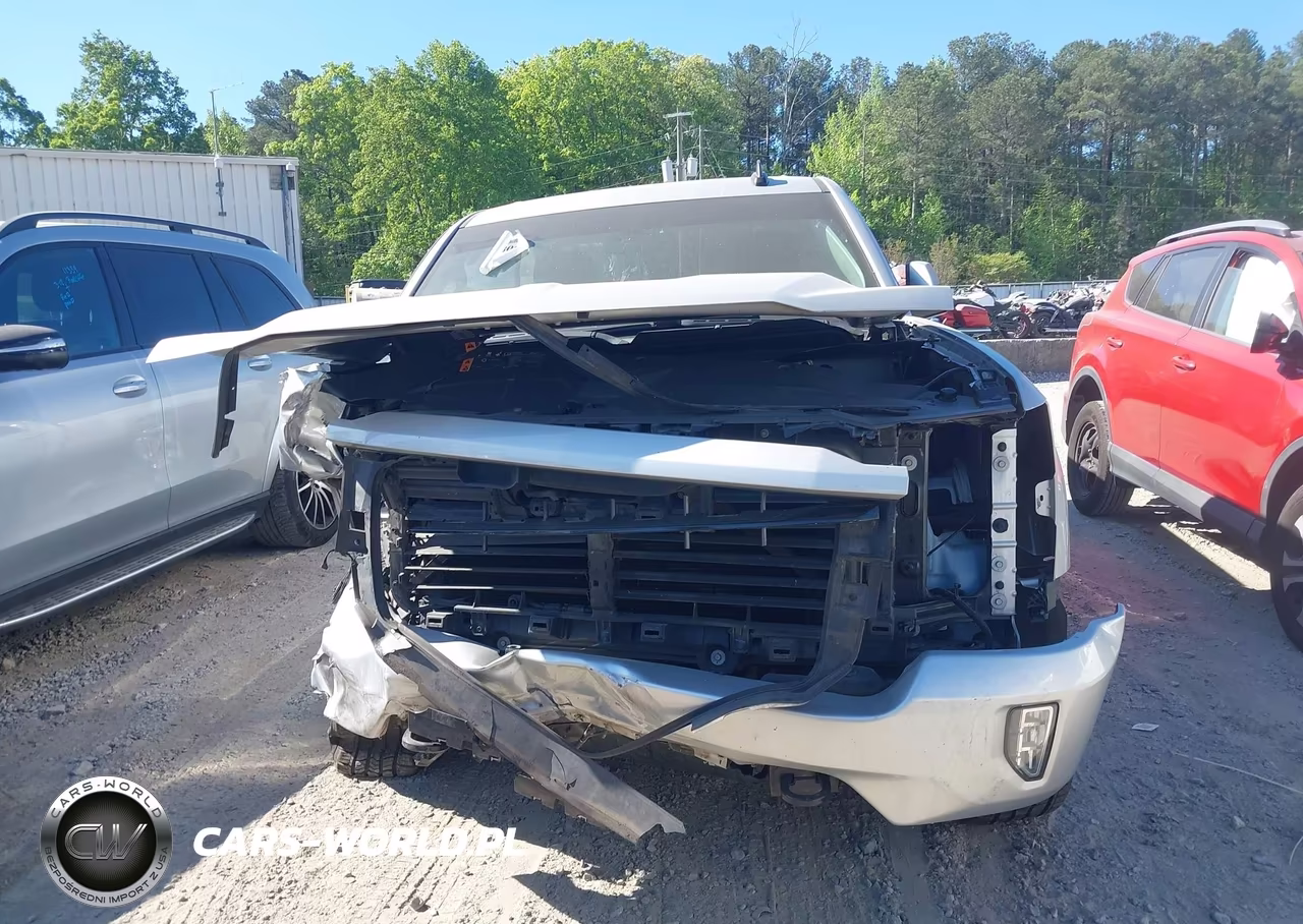 2018 Chevrolet Silverado 1500 2Lt VIN:1GCVKREC1JZ337474 - 12
