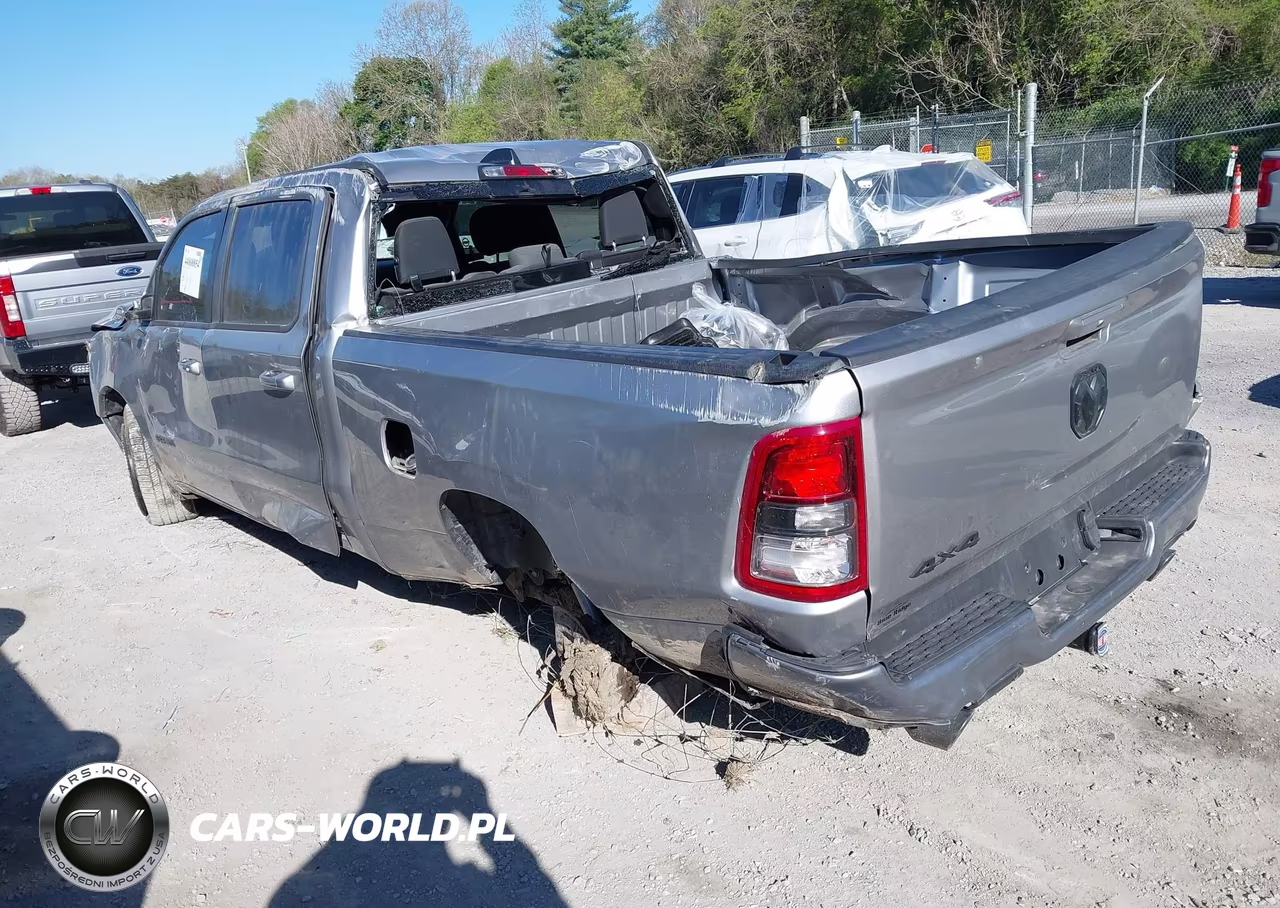 2022 Ram 1500 Big Horn 4X4 6'4 Box VIN:1C6SRFMT2NN155771 - 3