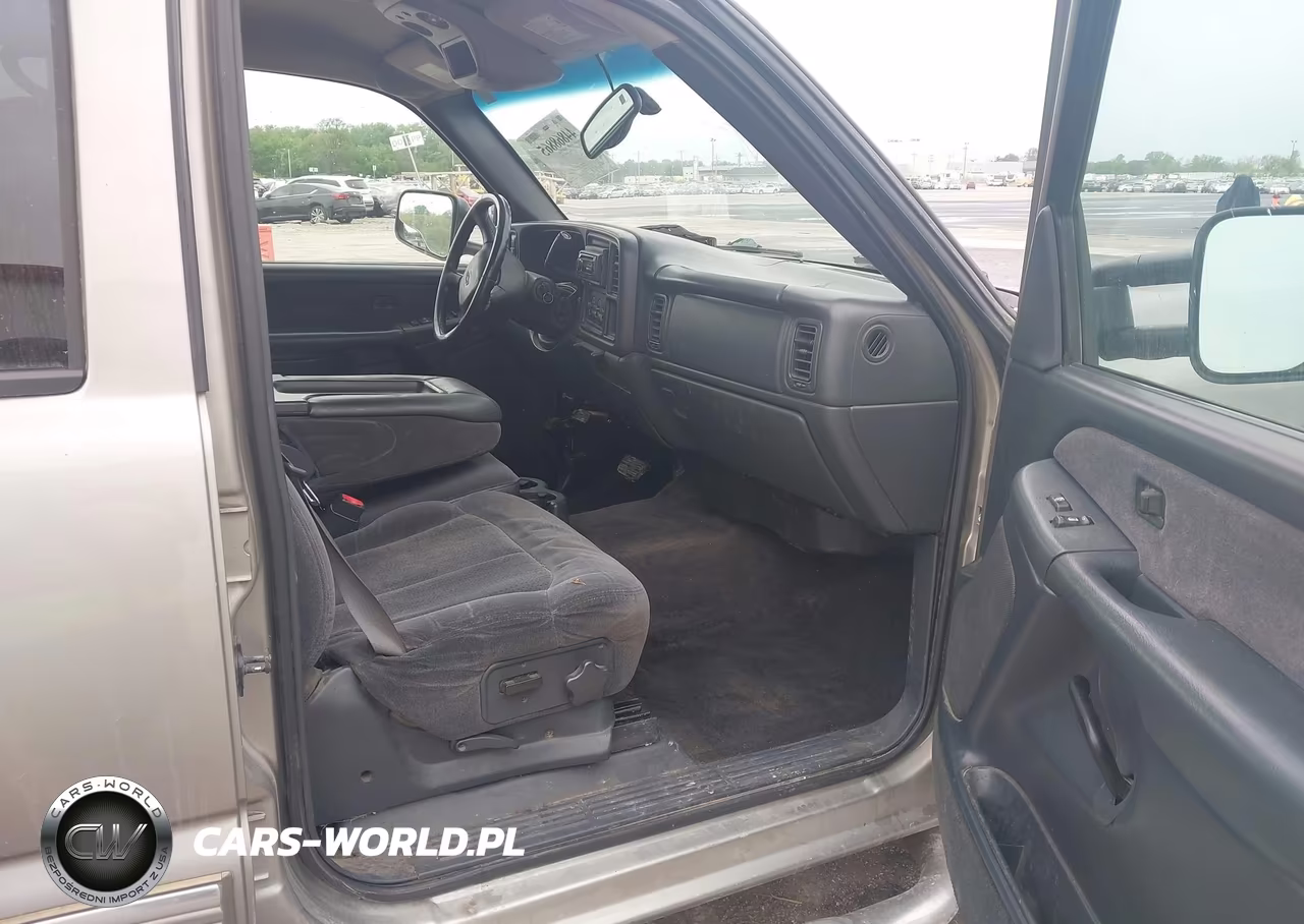2002 Chevrolet Silverado 2500Hd Ls VIN:1GCHK23142F185859 - 5