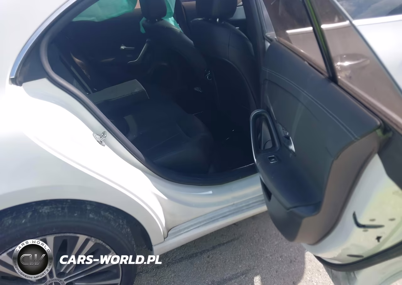 2021 Mercedes-Benz Cla 250 VIN:W1K5J4GB8MN218171 - 8