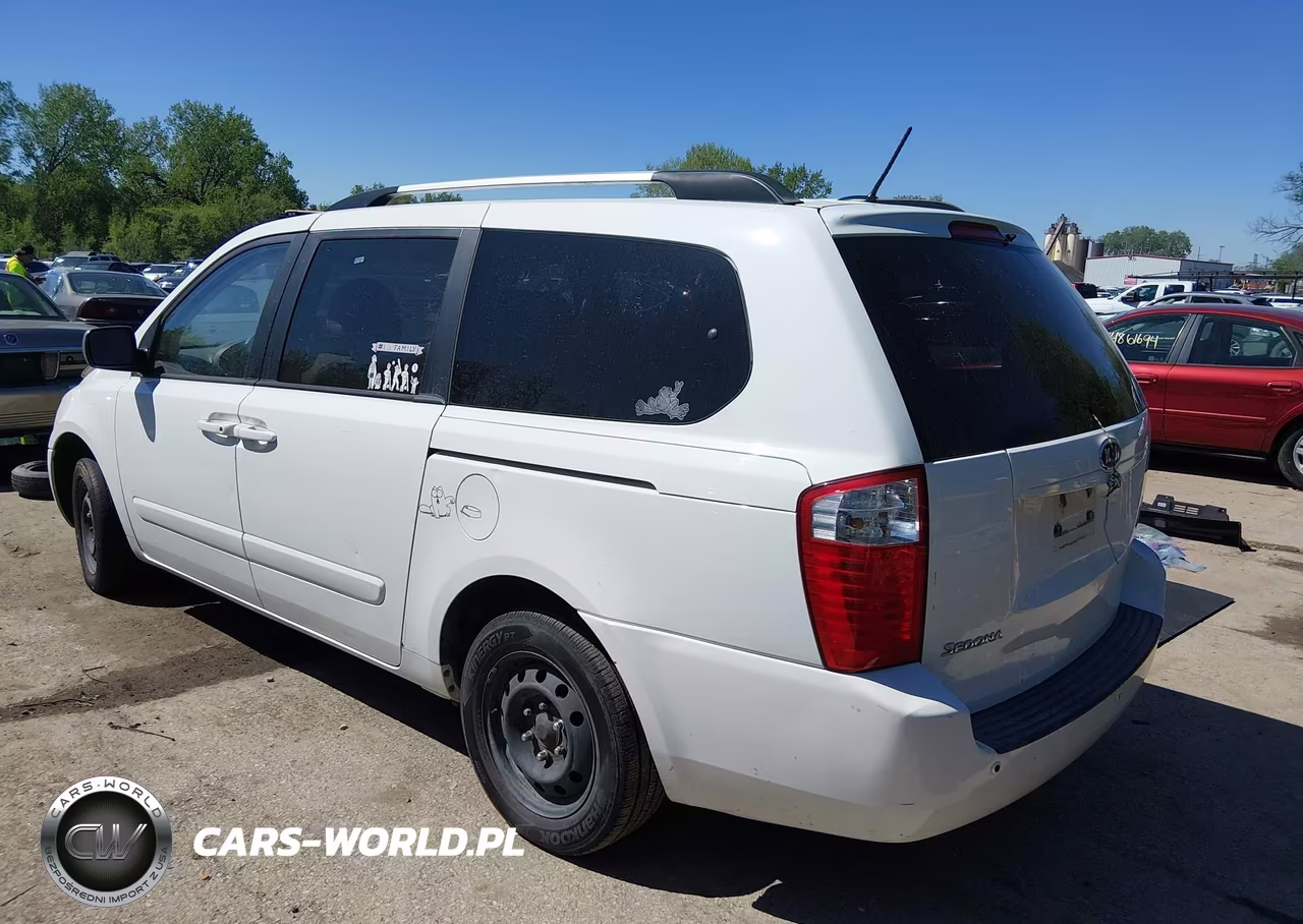 2010 Kia Sedona Lx VIN:KNDMG4C33A6360923 - 3