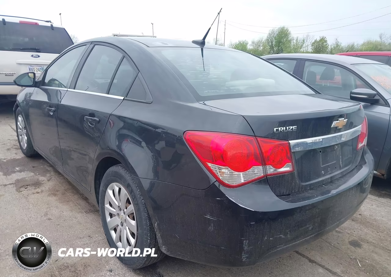 2011 Chevrolet Cruze Ls VIN:1G1PC5SH9B7267811 - 3