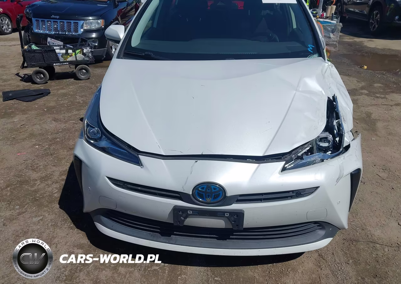 2021 Toyota Prius Le VIN:JTDKAMFU0M3139587 - 12