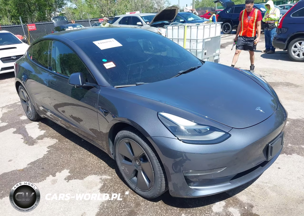 2021 Tesla Model 3 Standard Range Plus Rear-Wheel Drive