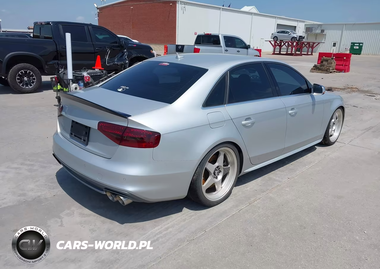 2014 Audi S4 3.0T Premium Plus VIN:WAUBGAFL0EA118365 - 4