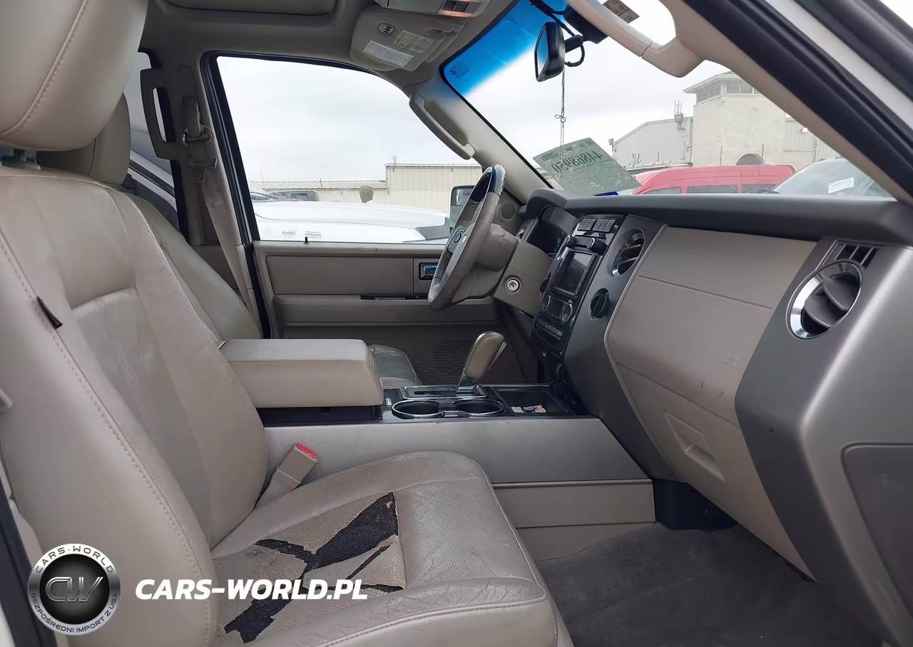 2014 Ford Expedition Limited VIN:1FMJU2A50EEF44325 - 5
