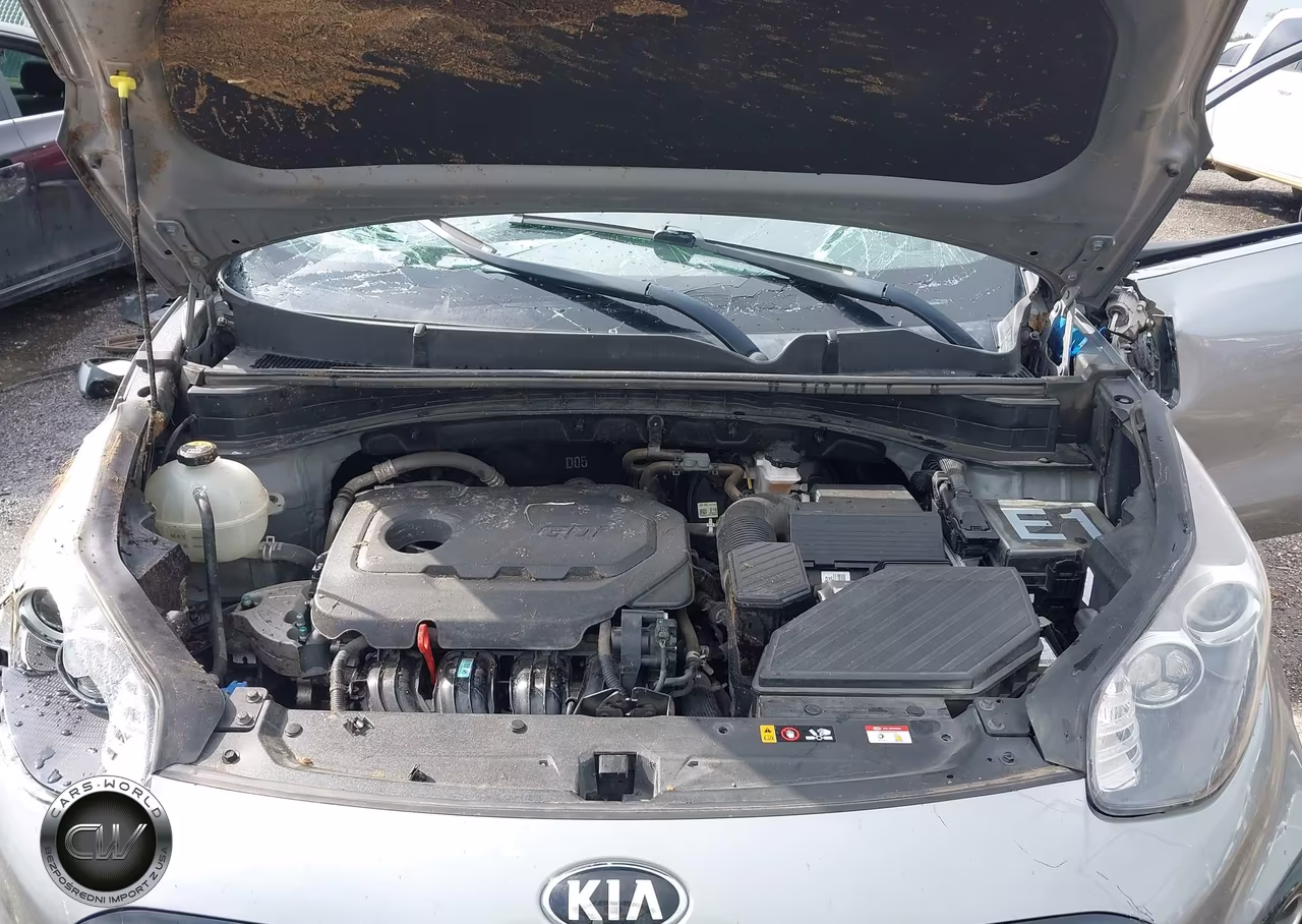 2020 Kia Sportage S VIN:KNDP63AC2L7747795 - 10