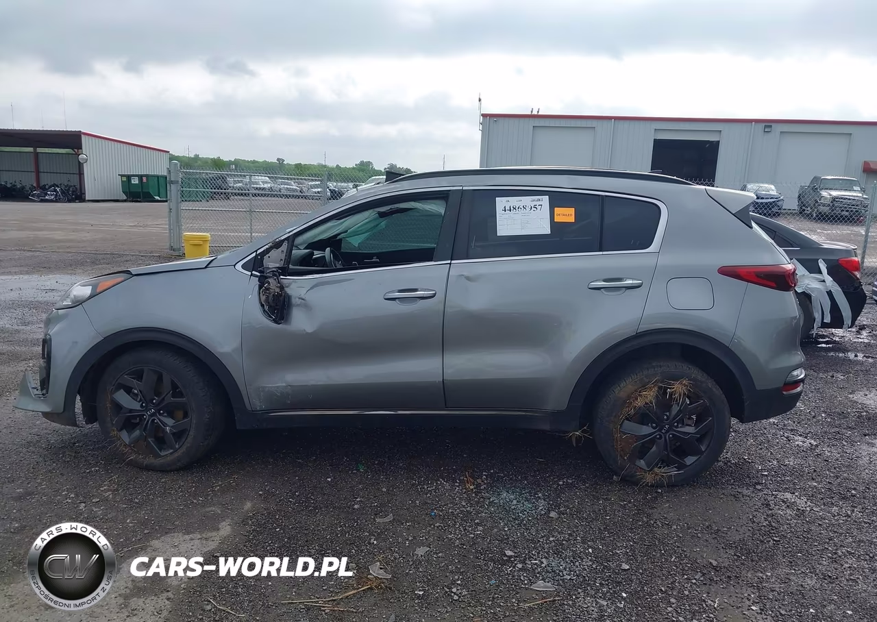 2020 Kia Sportage S VIN:KNDP63AC2L7747795 - 13
