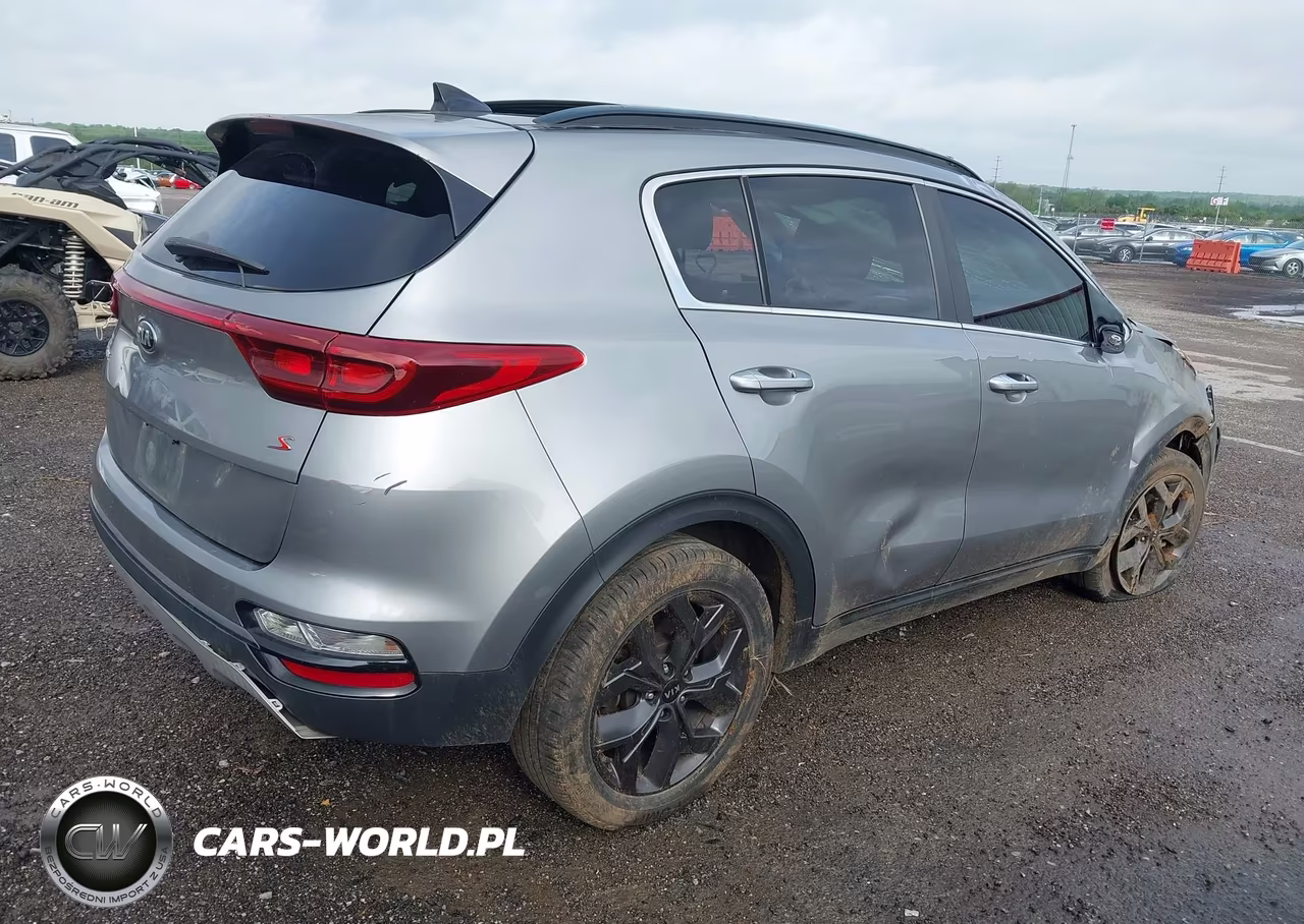 2020 Kia Sportage S VIN:KNDP63AC2L7747795 - 4