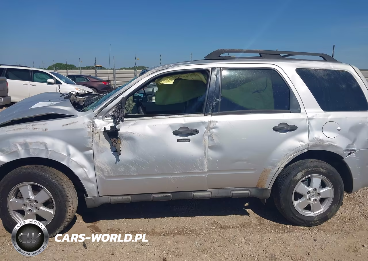 2009 Ford Escape Xlt VIN:1FMCU03709KD15730 - 14