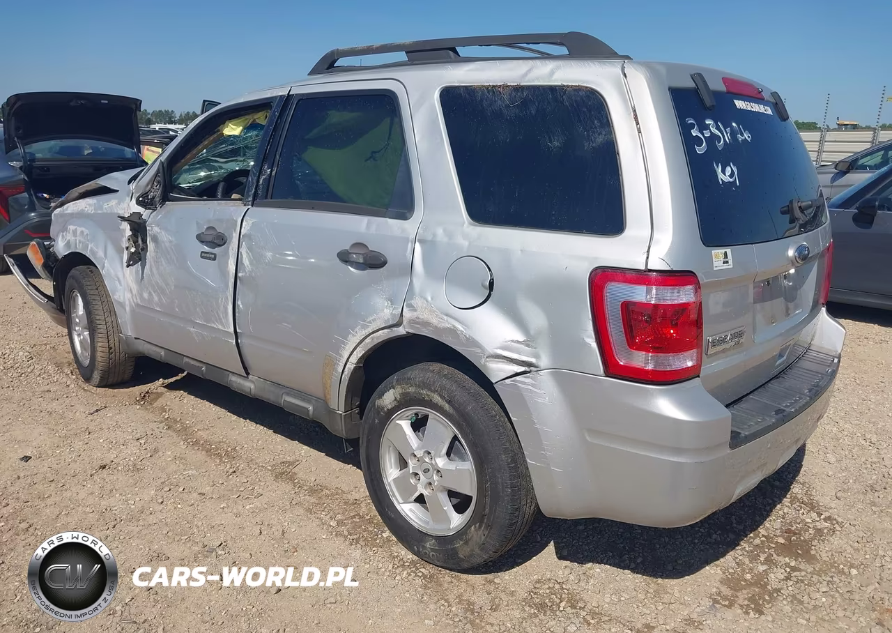 2009 Ford Escape Xlt VIN:1FMCU03709KD15730 - 3